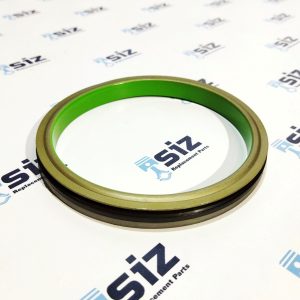 DZ121137 Сальник коленвала John Deere 6090 Tier4 (задний)