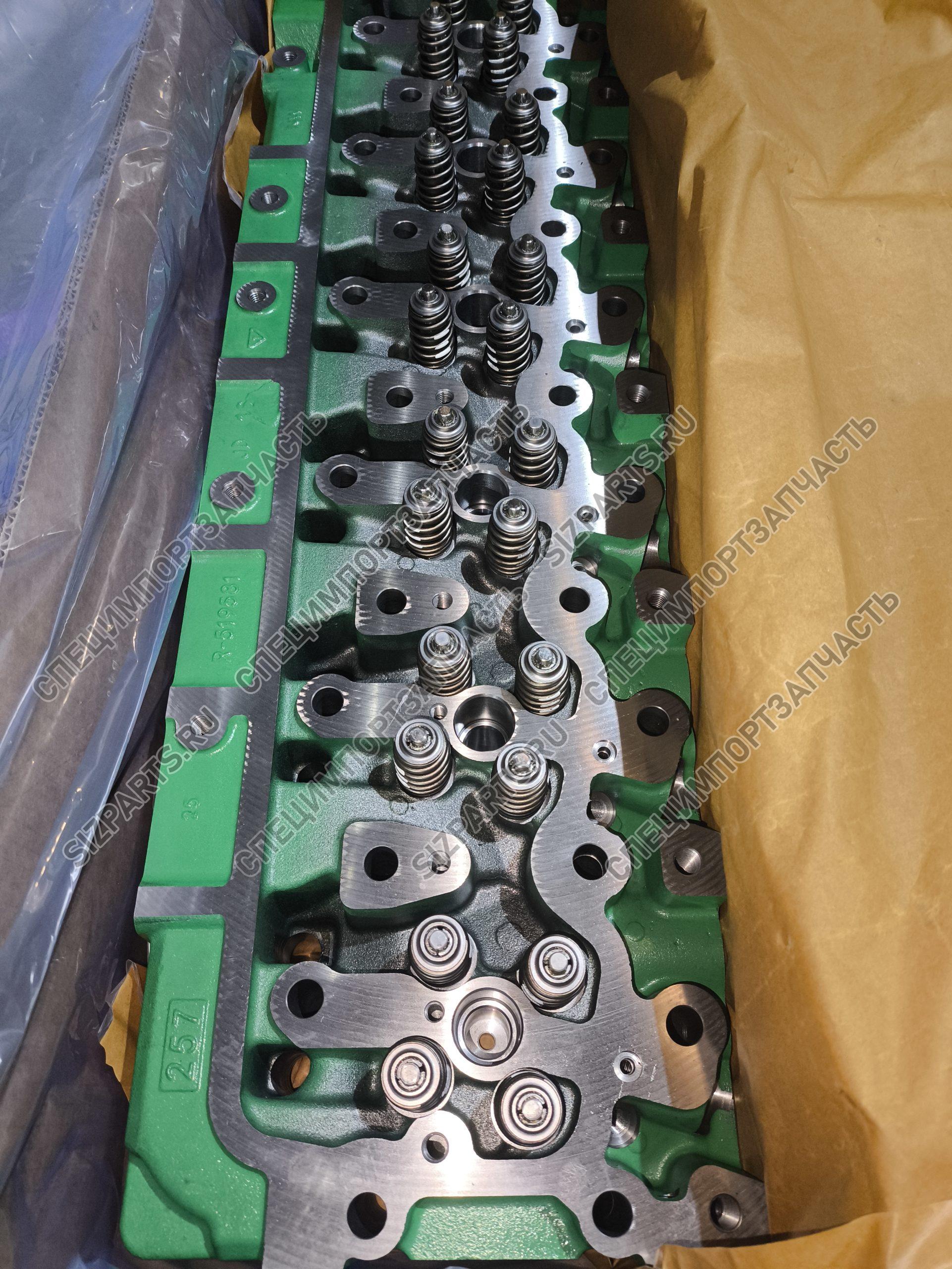 RE553421, R519581 Головка блока John Deere 6068 (24 клап.)